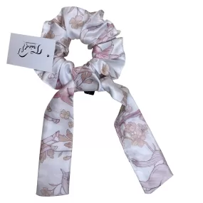 Rnner Ribbon Scrunchie in Pink and White Horse - One Size